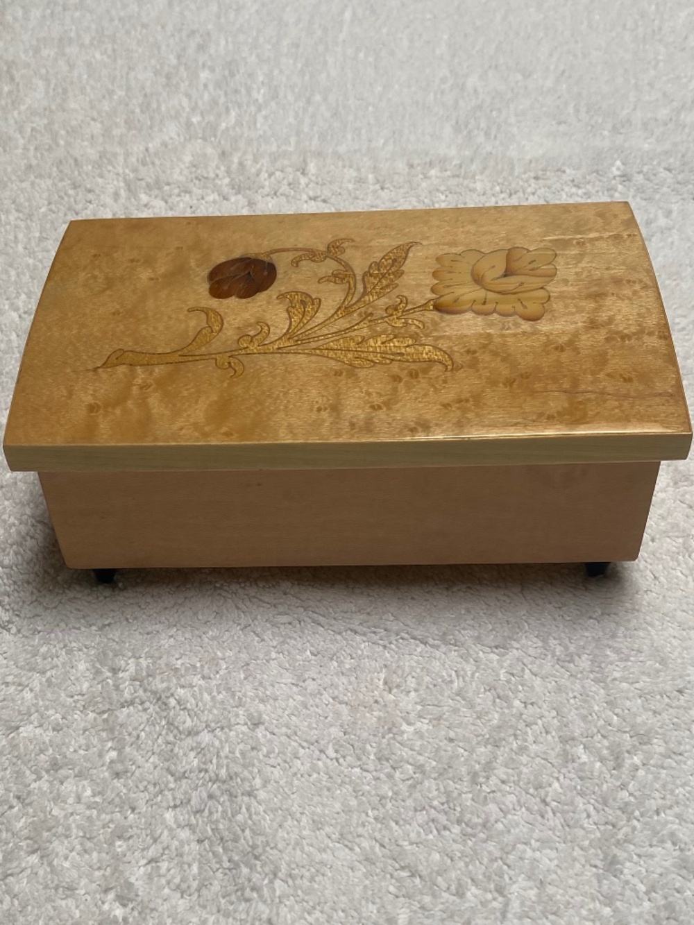 Inlay Design Italian Music Box. - Picture 2 of 5